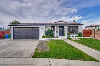 36235 Landes Pl in Newark, CA - Building Photo - Building Photo