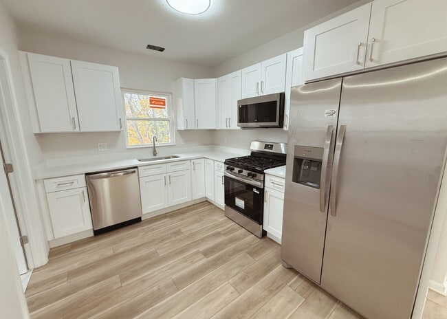 5216 Duke Ave, Unit Up