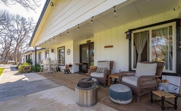 3970 Vía Ventura in Red Bluff, CA - Building Photo - Building Photo