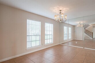 703 Turtle Creek Dr in Missouri City, TX - Building Photo - Building Photo