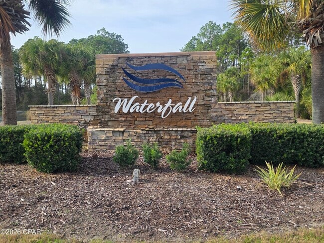 106 Cascade Ln in Panama City, FL - Building Photo - Building Photo