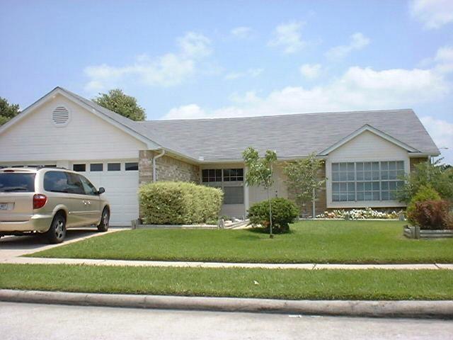 property at 16751 Colony Bend Dr