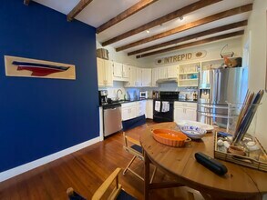 1-22 Second St in Newport, RI - Building Photo - Building Photo