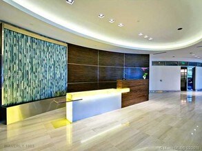 1330 West Ave-Unit -3501 in Miami Beach, FL - Building Photo - Building Photo
