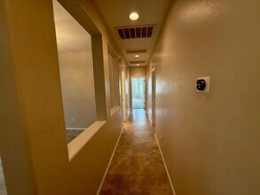 1929 W Black Hill Rd in Phoenix, AZ - Building Photo - Building Photo