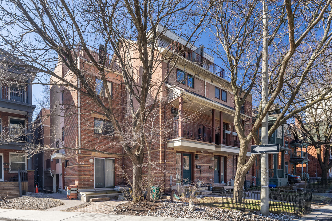 36 Maclaren St in Ottawa, ON - Building Photo