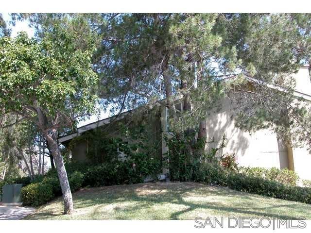 property at 2025 Caminito San Nicholas