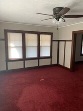 1703 Auburn St in Rockford, IL - Building Photo - Building Photo