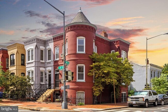 property at 320 6th St NE