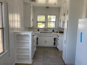 522 N Normandie Ave in Los Angeles, CA - Building Photo - Building Photo