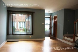 1215 N Harlem Ave in Oak Park, IL - Building Photo - Building Photo
