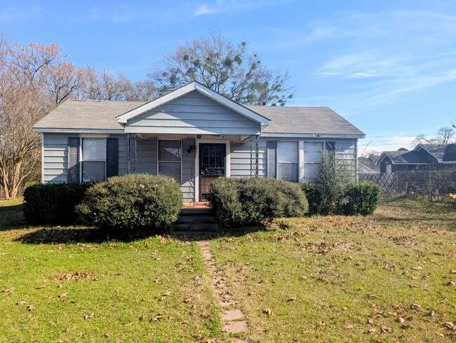 property at 1206 Draughn St