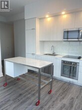 75 Canterbury Pl in Toronto, ON - Building Photo - Building Photo