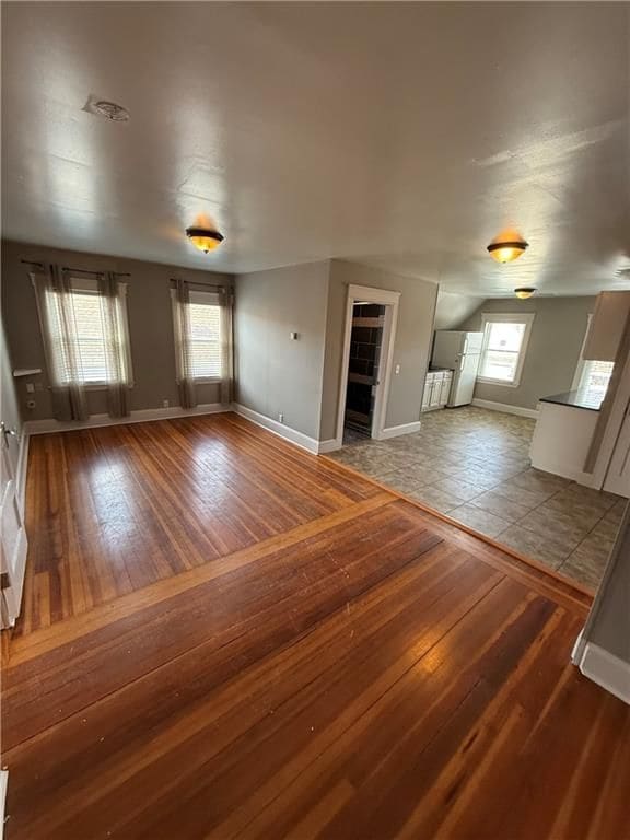 57 Park Ave in Cranston, RI - Foto de edificio - Building Photo