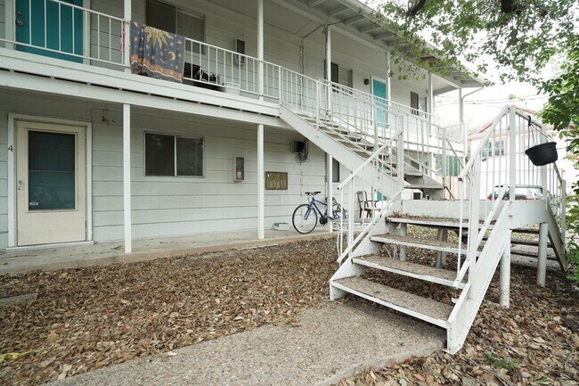 3707 Tom Green St in Austin, TX - Building Photo - Building Photo