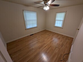 10087 Coburg Lands Dr in St. Louis, MO - Building Photo - Building Photo