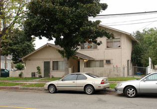 139 W Palmyra Ave in Orange, CA - Building Photo - Building Photo