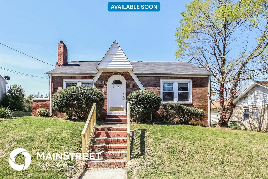 1904 Cecil St in Durham, NC - Building Photo