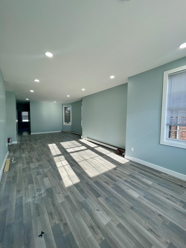 40 Stegman St in Jersey City, NJ - Building Photo - Building Photo