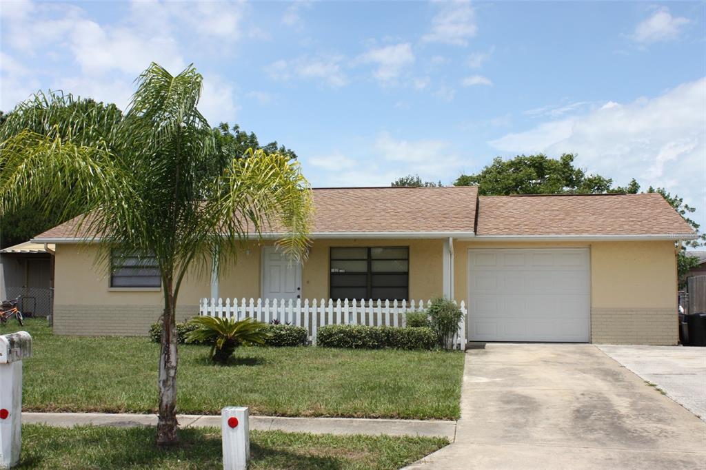 6656 Knightsbridge Dr in New Port Richey, FL - Building Photo