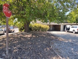 10393 S White Rock Rd in Rancho Cordova, CA - Building Photo