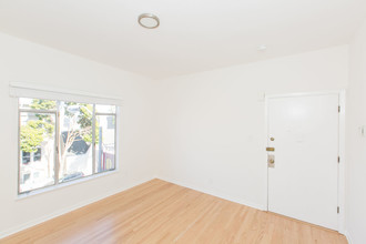 1424 Valencia in San Francisco, CA - Building Photo - Building Photo