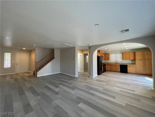 9135 Iron Cactus Ave in Las Vegas, NV - Building Photo - Building Photo