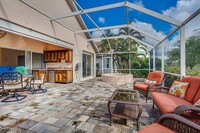 8468 Indian Wells Way in Naples, FL - Foto de edificio - Building Photo