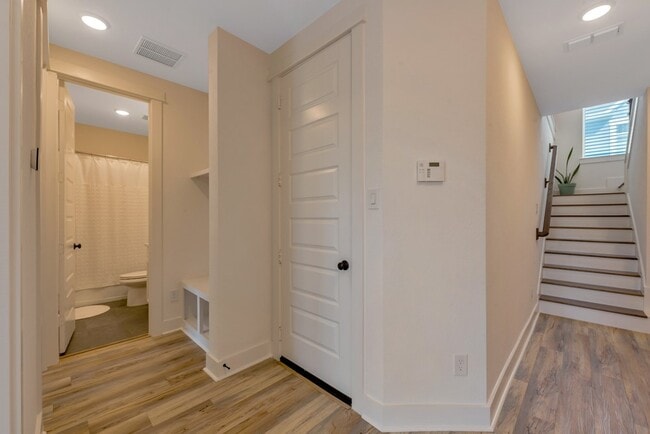 property at 10927 Keaton Landing Dr