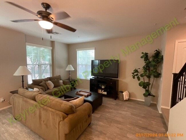 4761 E Portola Valley Dr in Gilbert, AZ - Building Photo - Building Photo