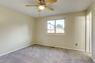 15054 E Dartmouth Ave in Aurora, CO - Building Photo - Building Photo