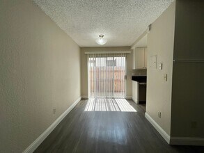 2113 O St in Sacramento, CA - Building Photo - Building Photo