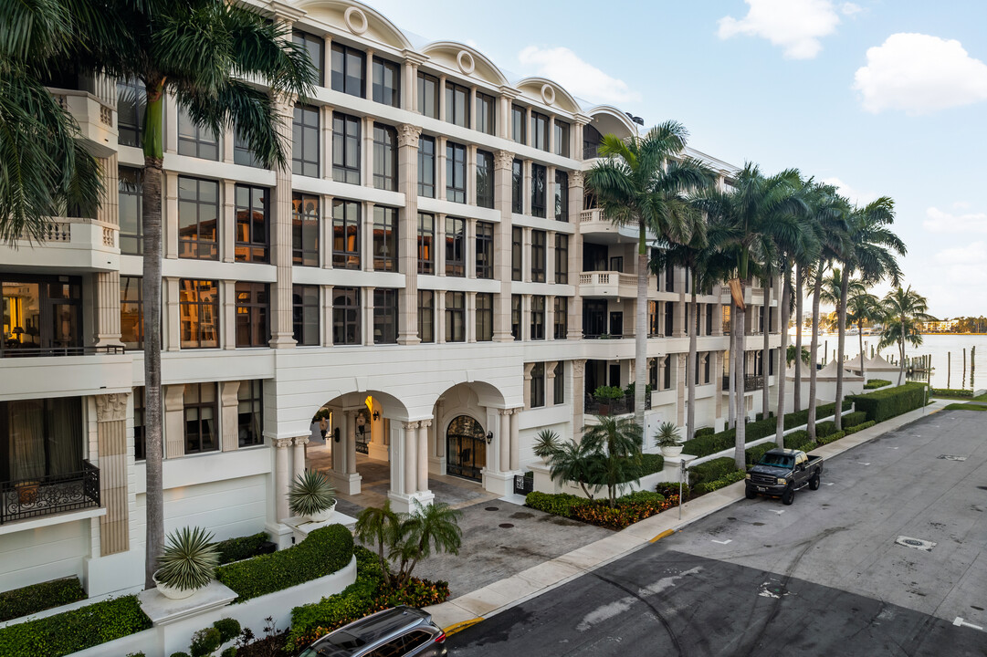 IL Lugano Condos in Palm Beach, FL - Building Photo