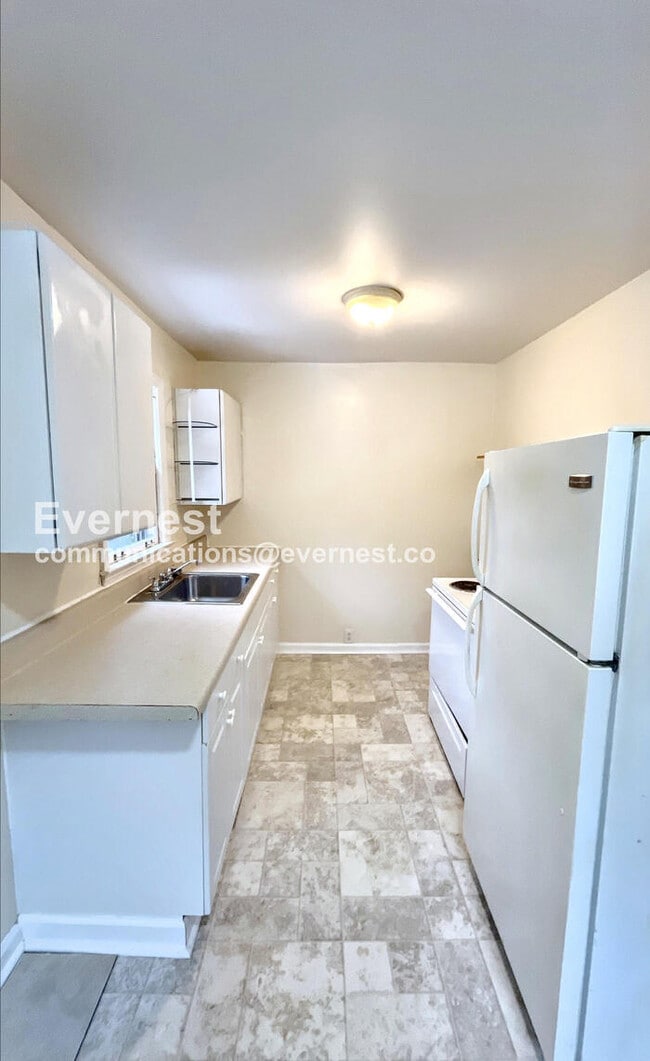 3205 Alta Vista Dr in Chattanooga, TN - Building Photo - Building Photo