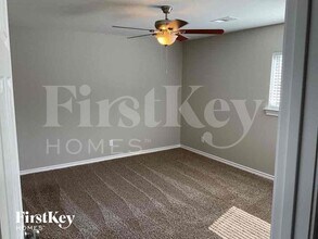 2026 Greenview Dr in Carrollton, TX - Foto de edificio - Building Photo