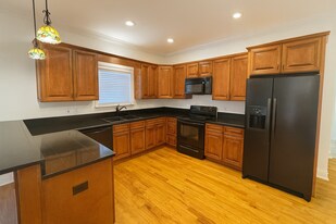 736 River N Blvd in Macon, GA - Building Photo