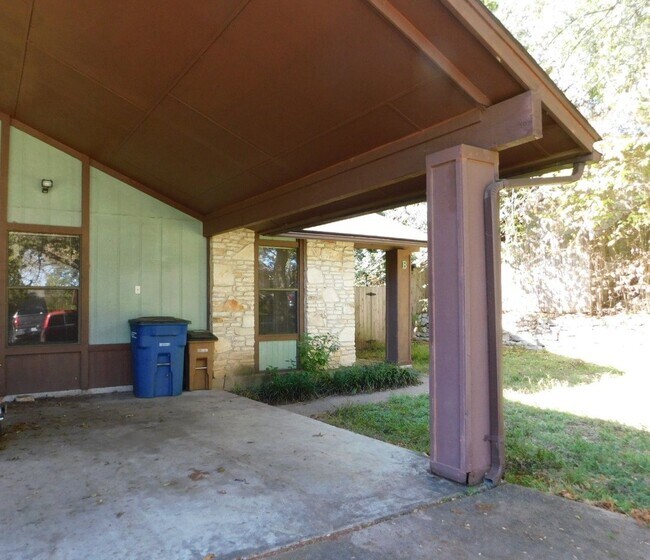 811 Ramble Ln in Austin, TX - Building Photo - Building Photo