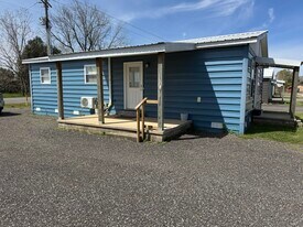 80 Redwood Ln in Atmore, AL - Building Photo