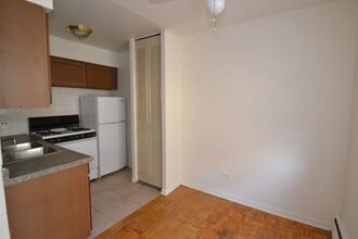 513 W Briar Pl in Chicago, IL - Building Photo - Building Photo