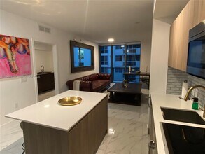 201 SW 17th Rd in Miami, FL - Building Photo - Building Photo