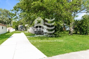 16550 Ziegler St in Taylor, MI - Building Photo