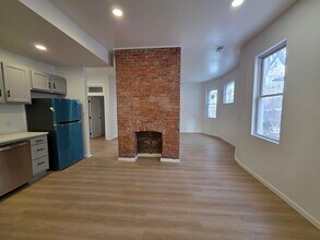 4 E McIntyre Ave in Pittsburgh, PA - Building Photo - Building Photo