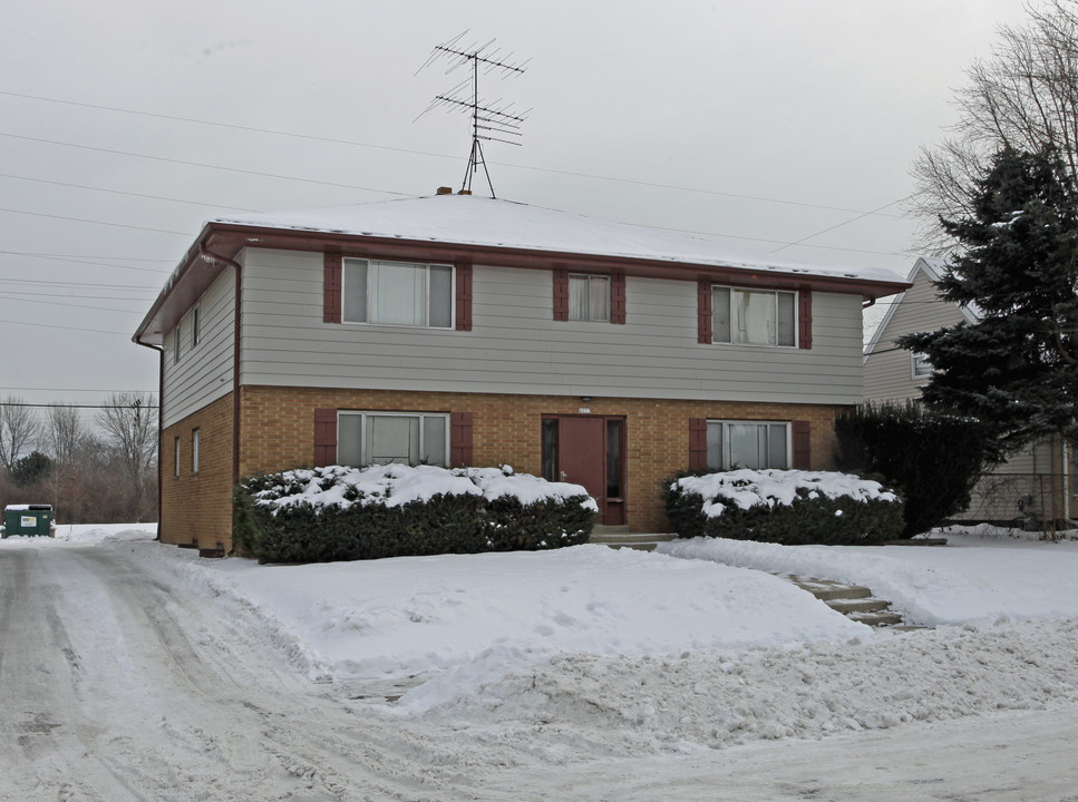 4057 28th Ave in Kenosha, WI - Building Photo