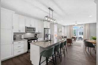 100 Great Loop E Dr in Ottawa, IL - Building Photo - Building Photo