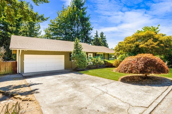 property at 11121 NE 154th St