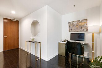 338 Spear St, Unit 6D in San Francisco, CA - Building Photo - Building Photo