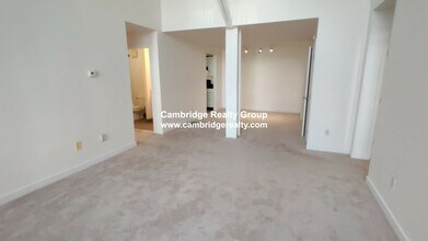 71 Fulkerson St, Unit 109 in Cambridge, MA - Building Photo - Building Photo