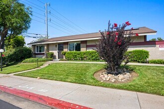 1605 Carmel Cir E in Upland, CA - Building Photo - Building Photo