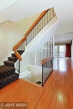 12728 Rolling Brook Dr in Woodbridge, VA - Foto de edificio - Building Photo