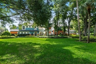 Bayside Arbors of Clearwater in Clearwater, FL - Building Photo - Building Photo